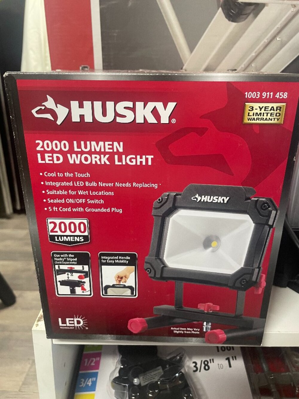 Husky 2000-Lumen Portable LED Work Light